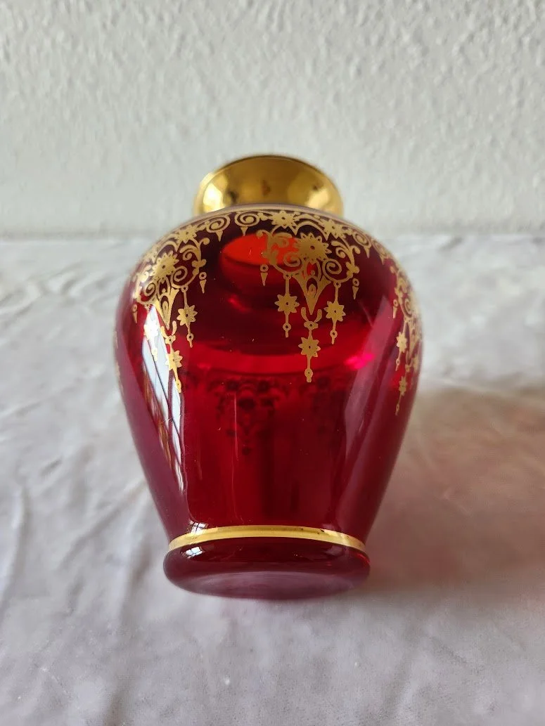 Ruby Glass Vase 5.jpg
