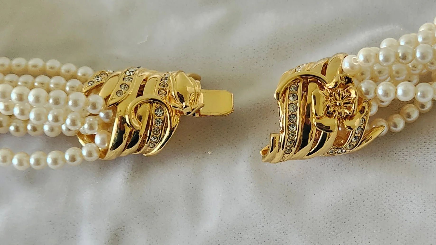 Pearl Torsade Necklace 6.jpg