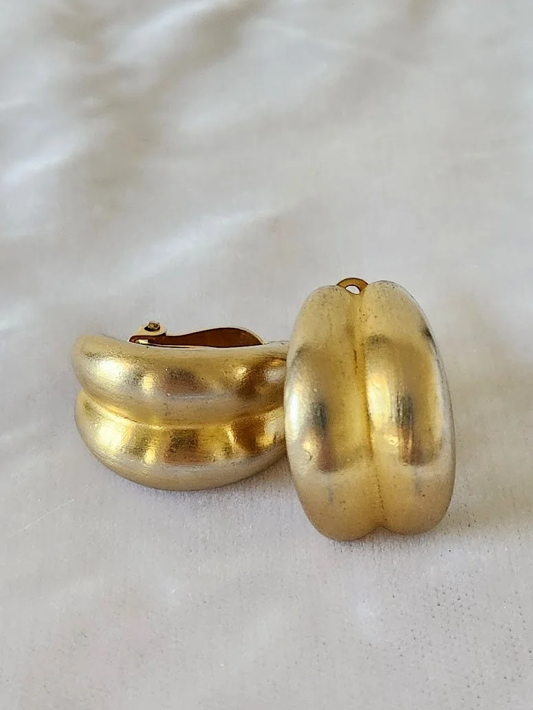 Anne Klein Retro Earrings 1.jpg