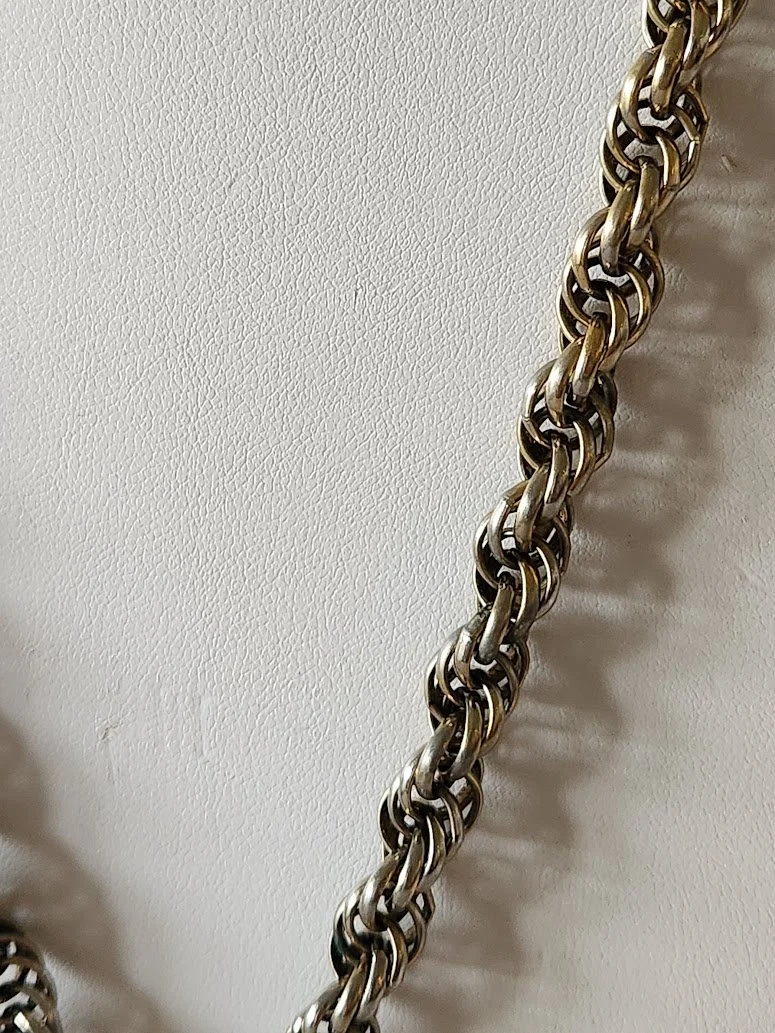 Stuart Pendant Necklace 16.jpg