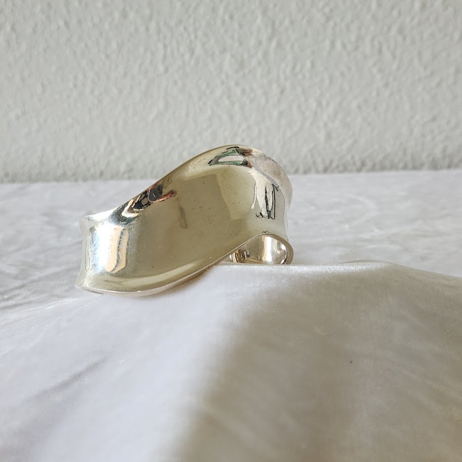 Silver Modernist Cuff Bracelet 8.jpg