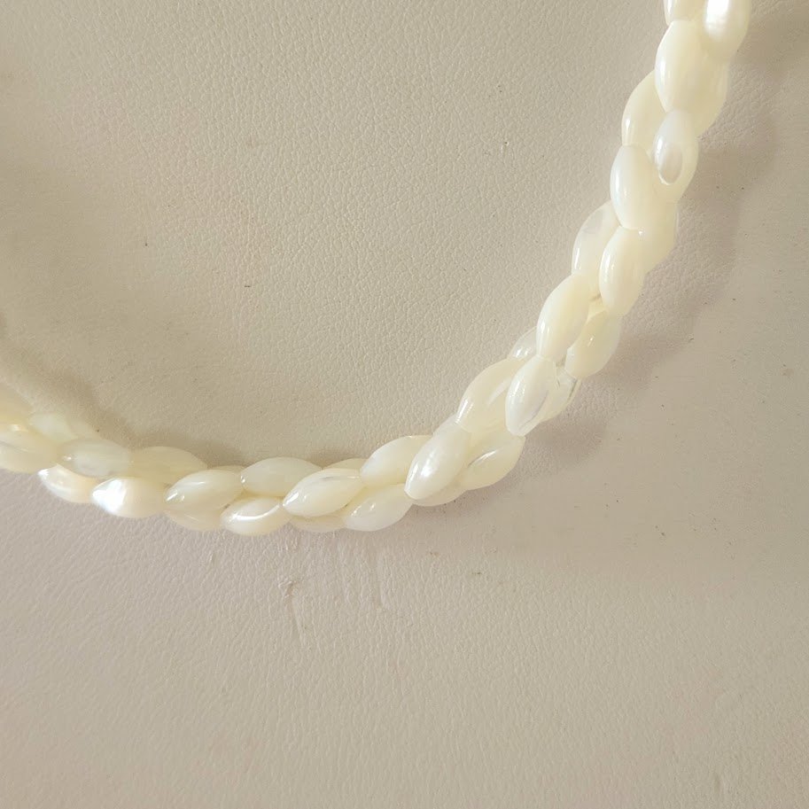 MOP Rice Beads Necklace 10.jpg