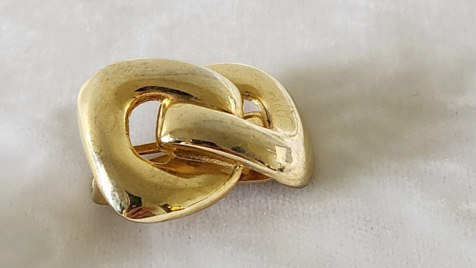 Interlocking D Shape Earrings 4.jpg