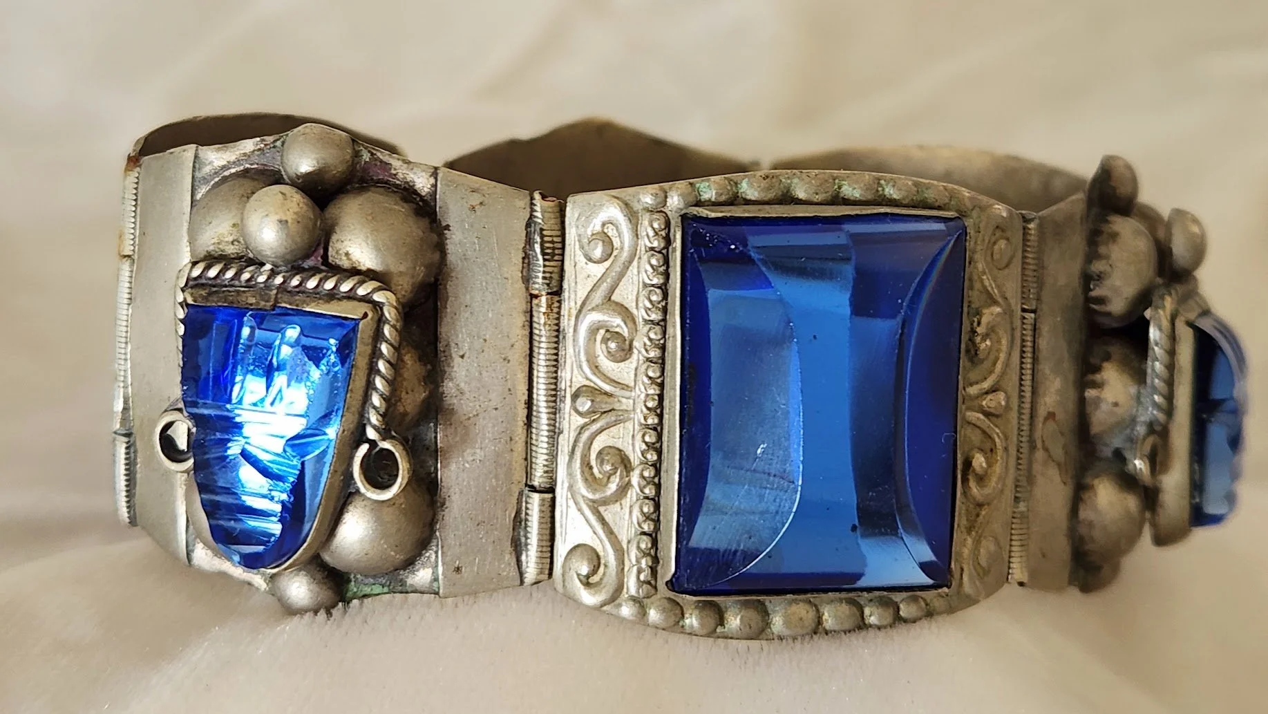 Mexican Silver Blue Glass Bracelet 4.jpg