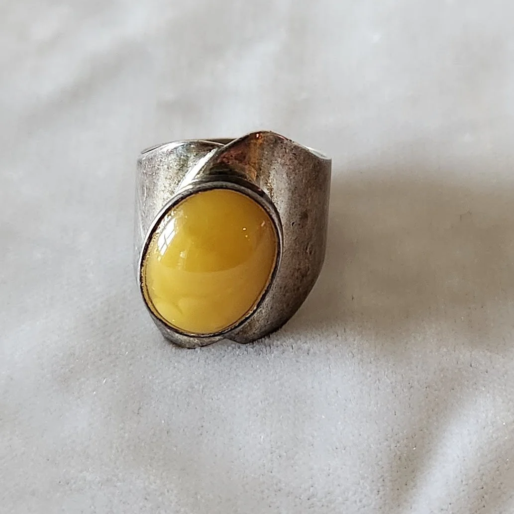 Baltic Amber Ring 1.jpg