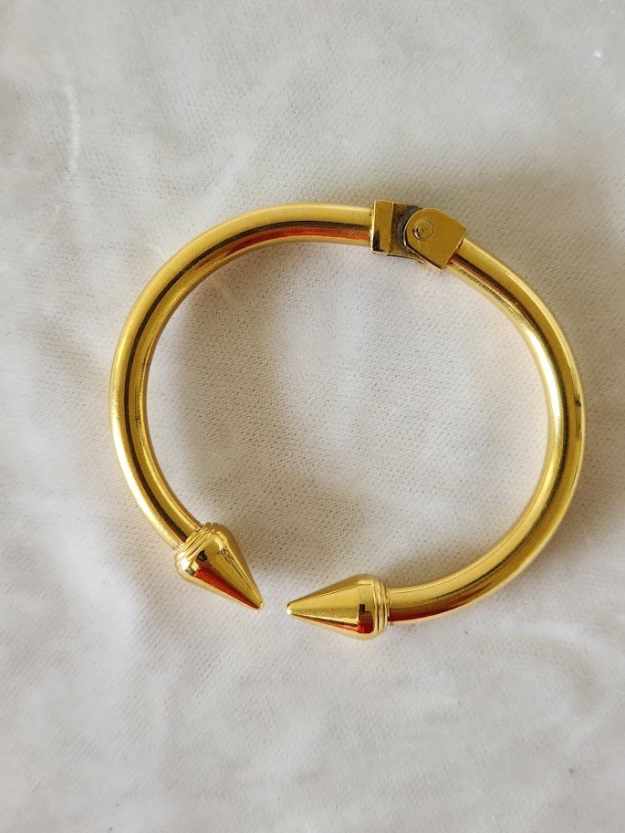 Arrow Tip Hinged Bangle Bracelet 7.jpg