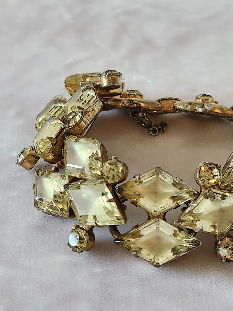 D&E Jonquil Frosted Yellow RS Bracelet 15.jpg