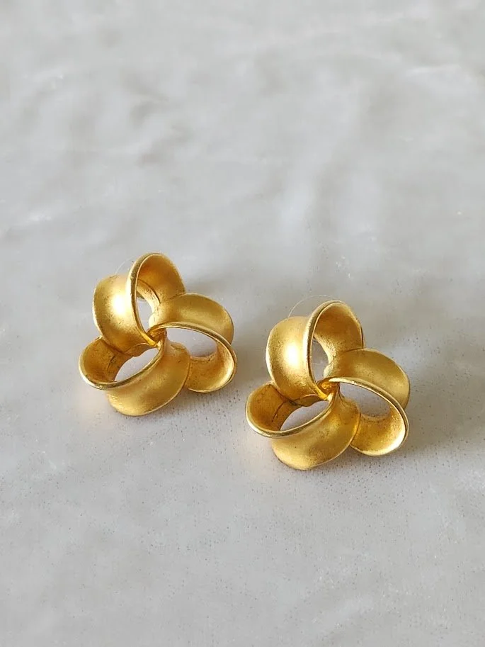 Anne Klein Loop Brooch 18.jpg