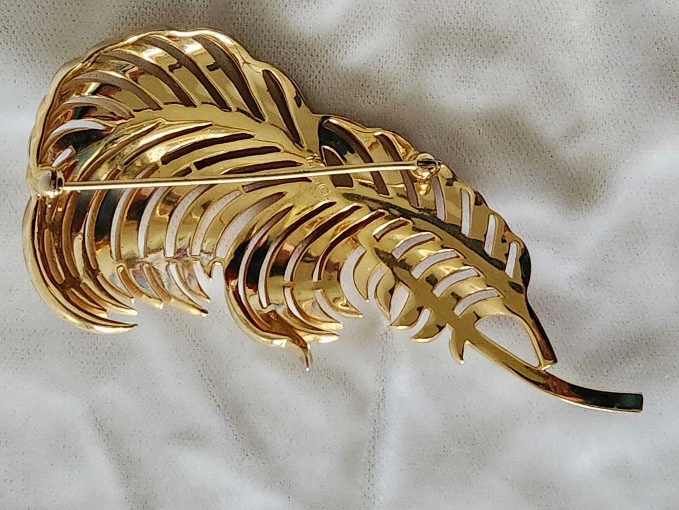 Trifari Plume Brooch 3.jpg