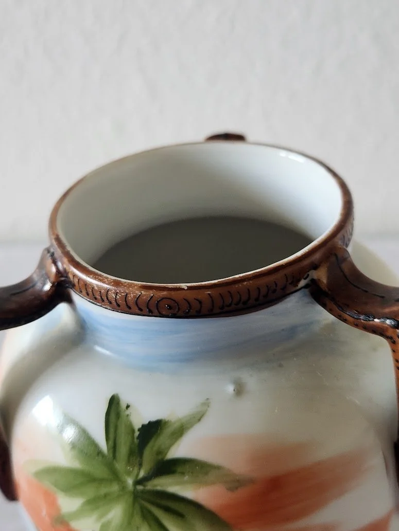 Japanese Vase 9.jpg