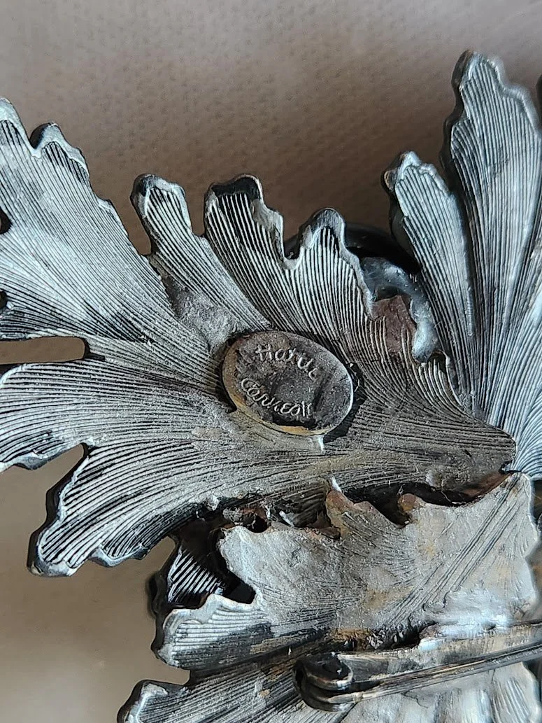 Hattie Carnegie Black Leaf Brooch 16.jpg
