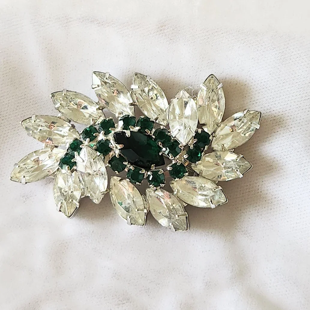 Green White RS Brooch 1.jpg