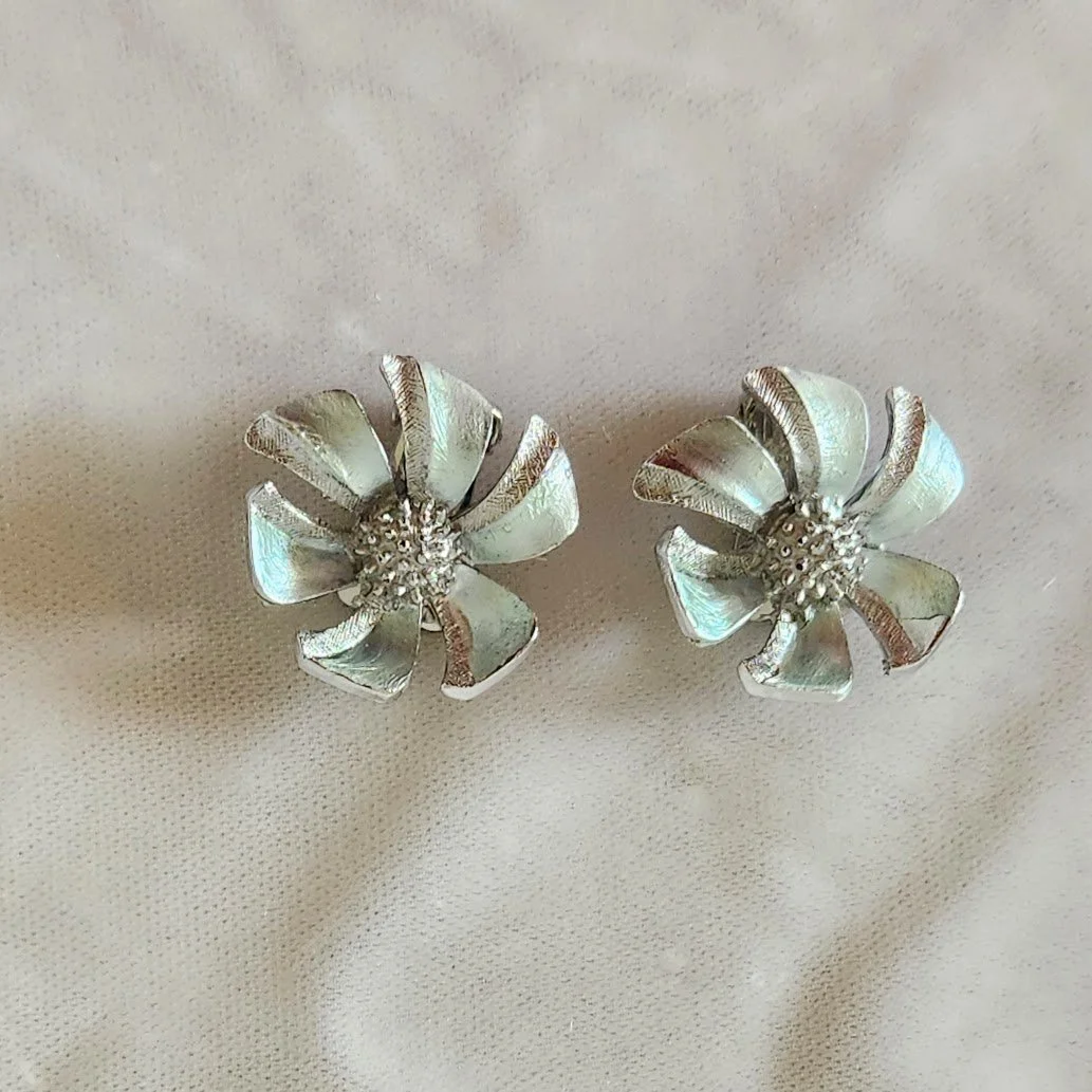 Coro Frosty Blue Earrings 3.jpg