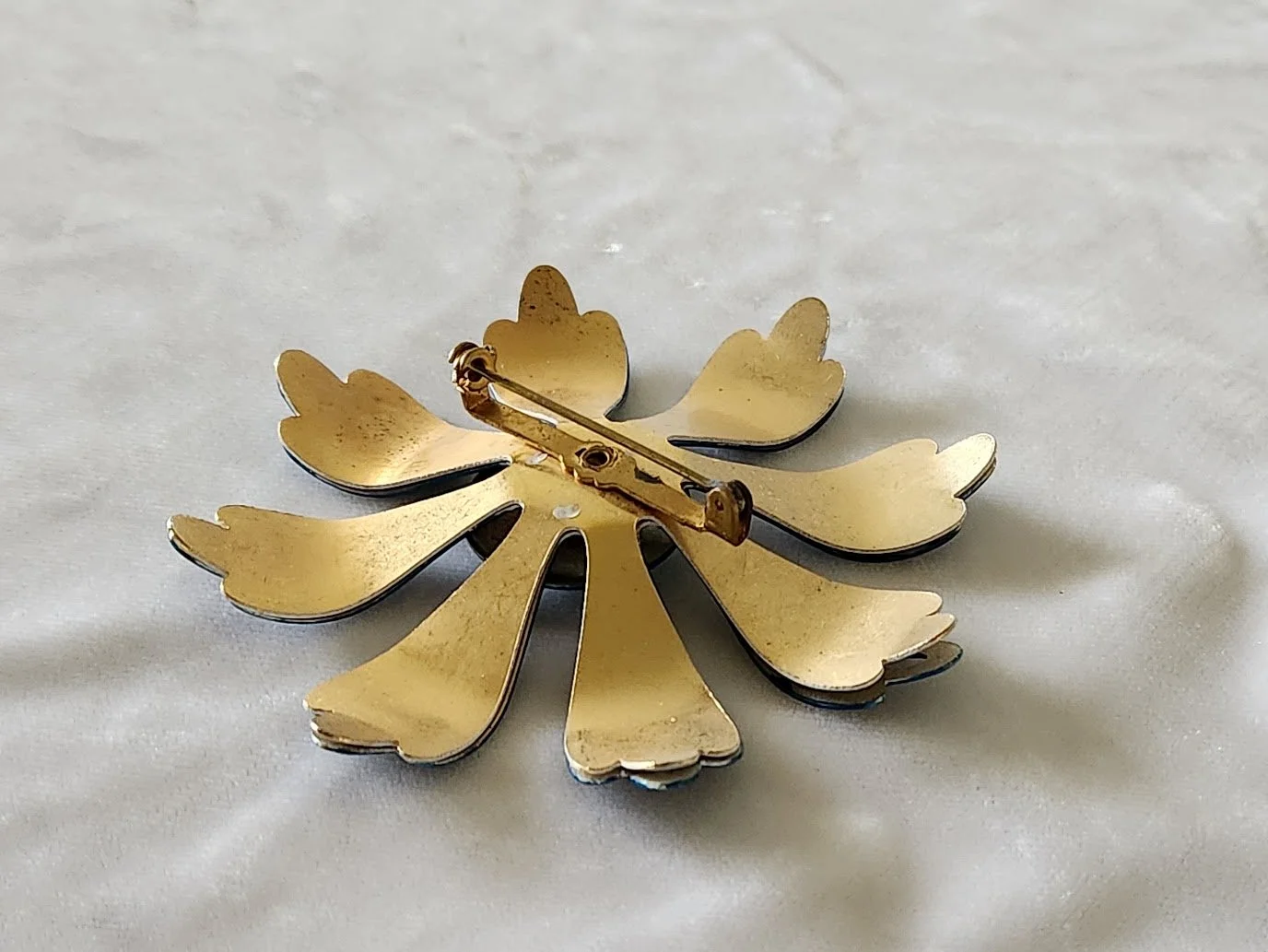 Blue White Flower Power Brooch 17.jpg