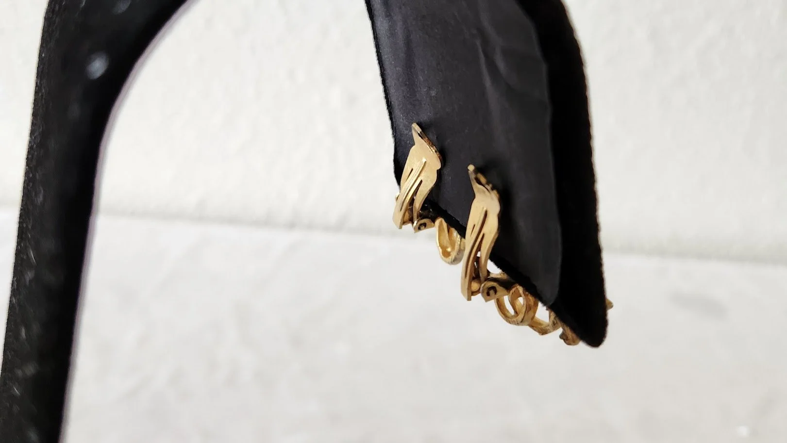 Mode Art Leaf Earrings 3.jpg