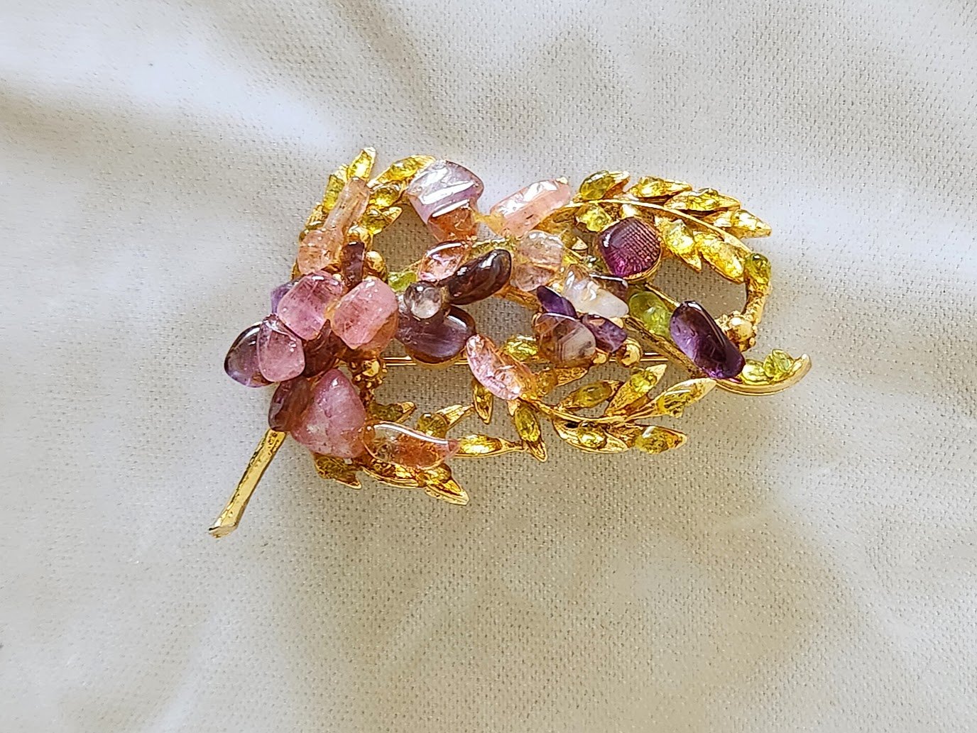 Swoboda Style Brooch 1.jpg