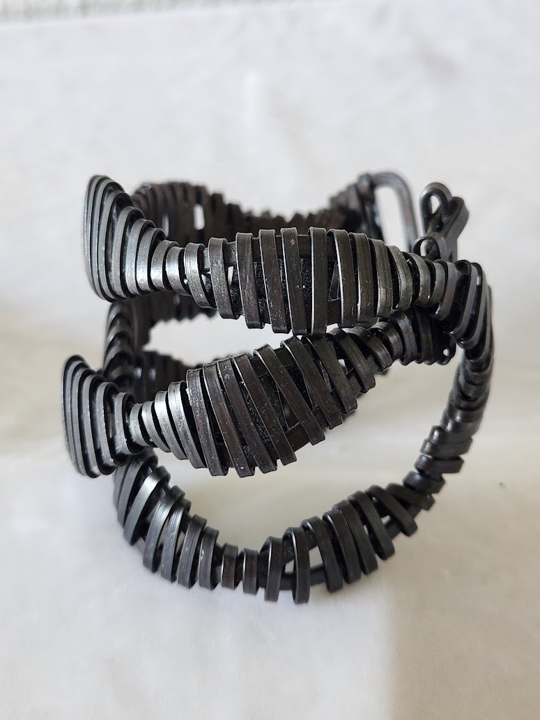 Midzic DNA Bracelet 7.jpg