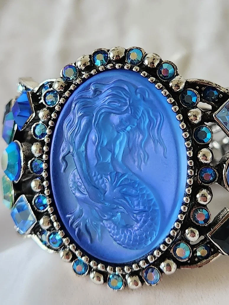 Kirk's Folly Mermaid Bracelet 7.jpg