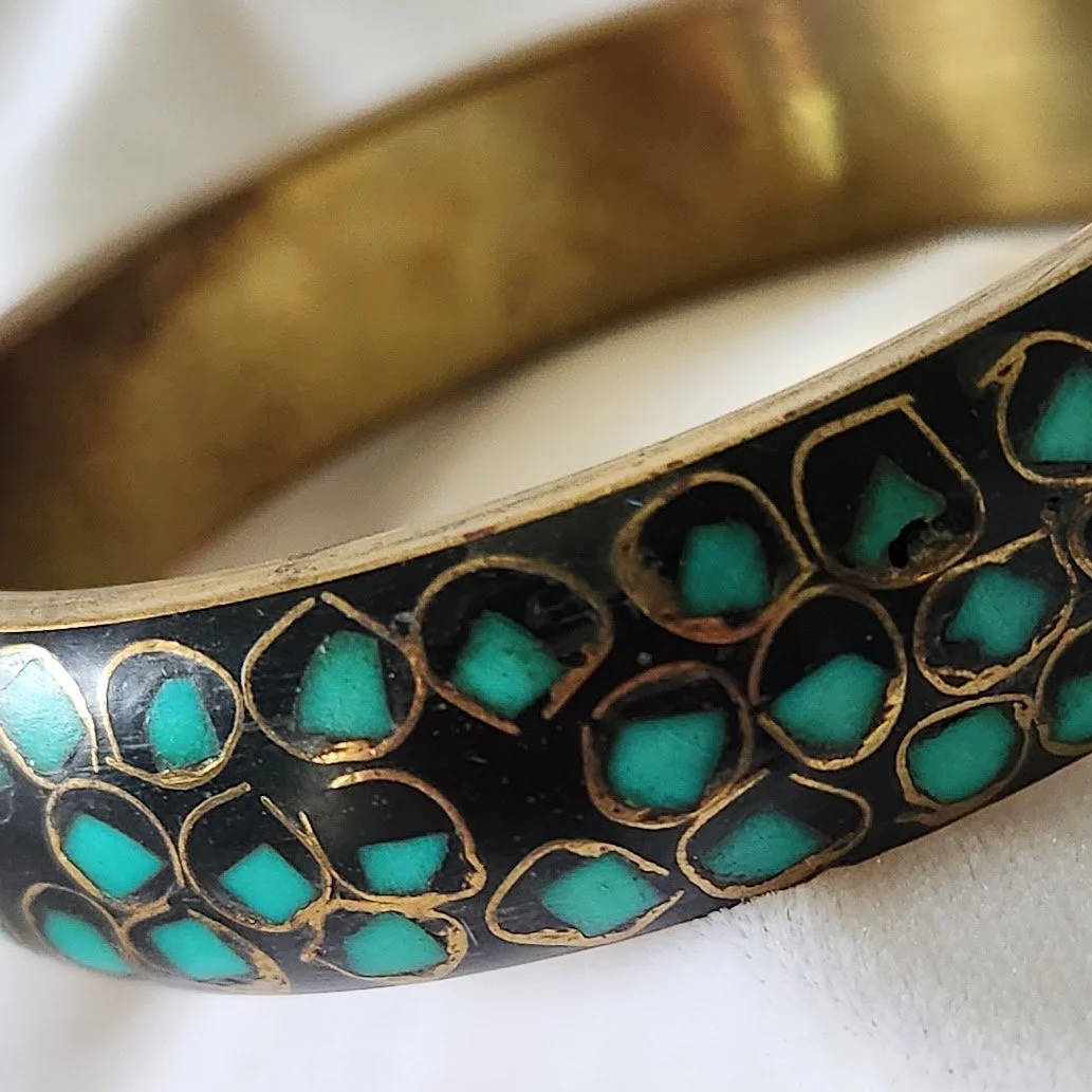 Turquoise Chip Brass Bangle 6.jpg