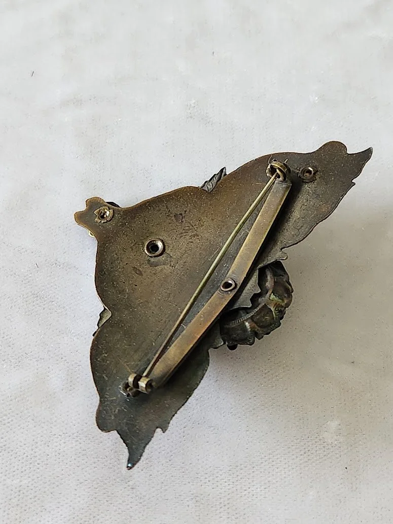 1930s Green Stone Brass Brooch 11.jpg