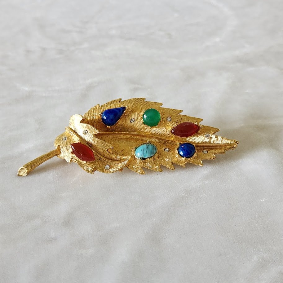 Faux Gems Leaf Brooch 12.jpg