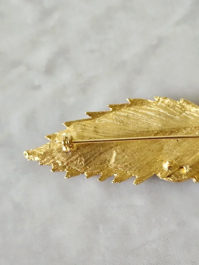Faux Gems Leaf Brooch 7.jpg
