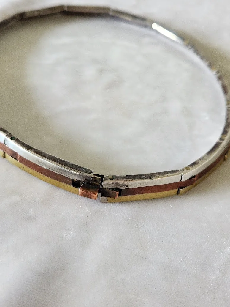 Los Castillo Choker 12.jpg