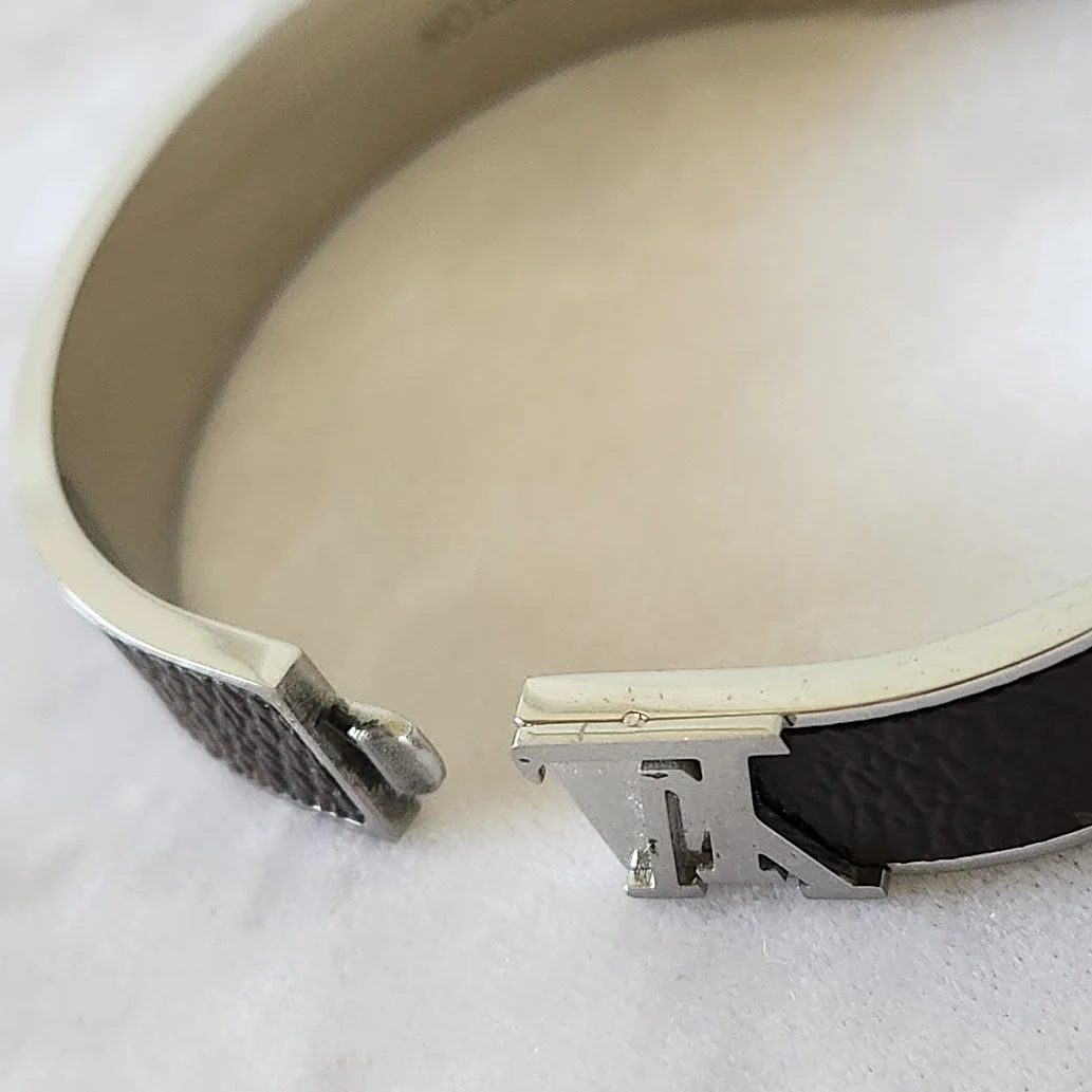 Louis Vuitton Bracelet 13.jpg