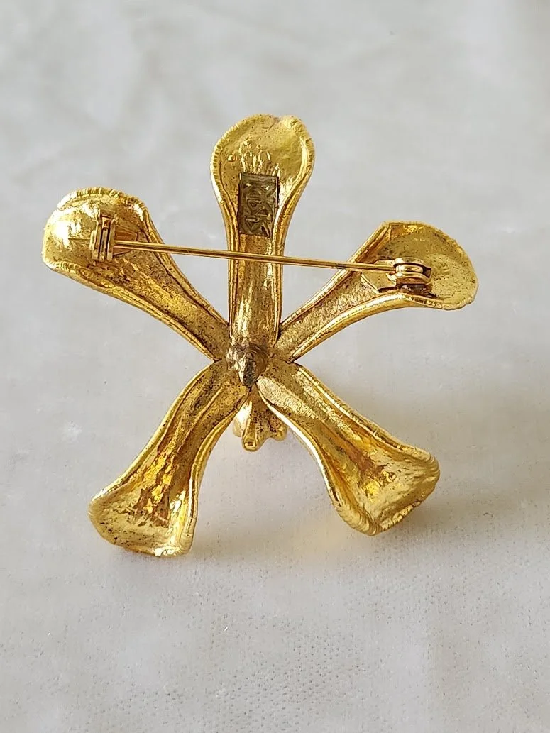 Risis Orchid Brooch 8.jpg
