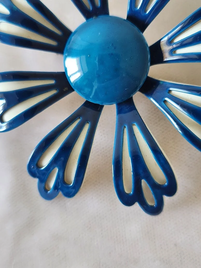 Blue White Flower Power Brooch 3.jpg