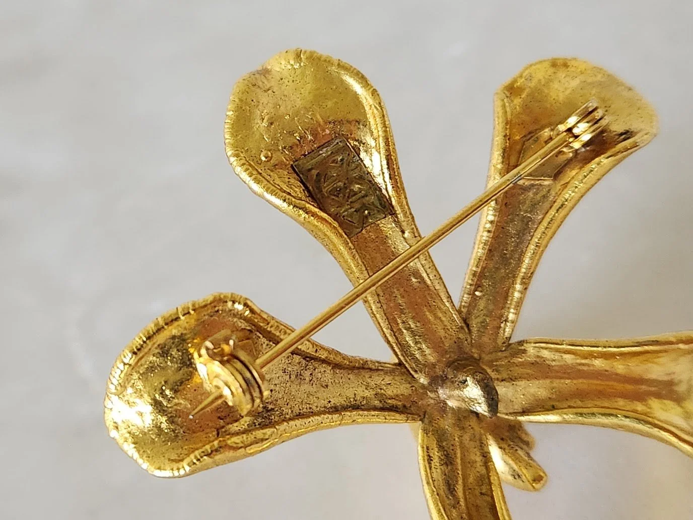 Risis Orchid Brooch 9.jpg