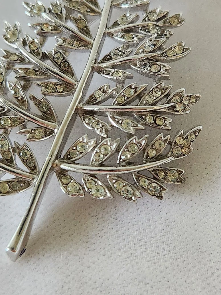Trifari Silver Fern Brooch 8.jpg