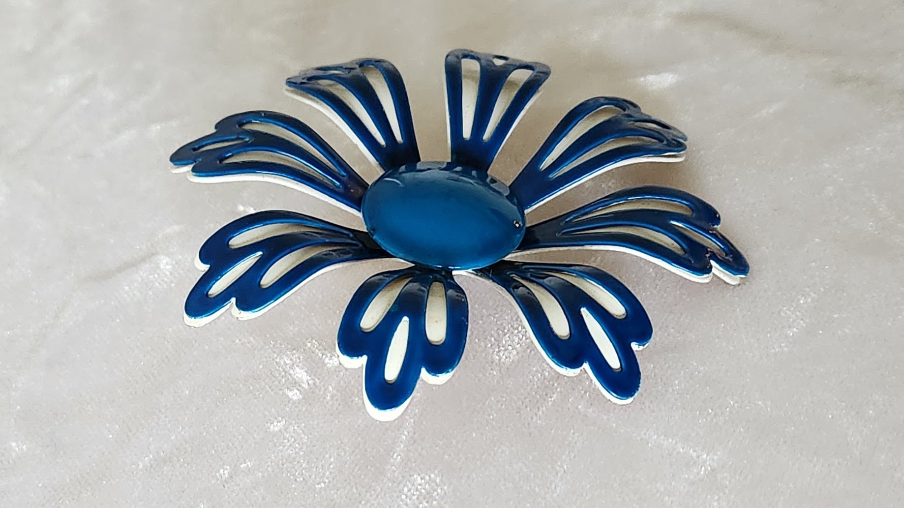 Blue White Flower Power Brooch 11.jpg