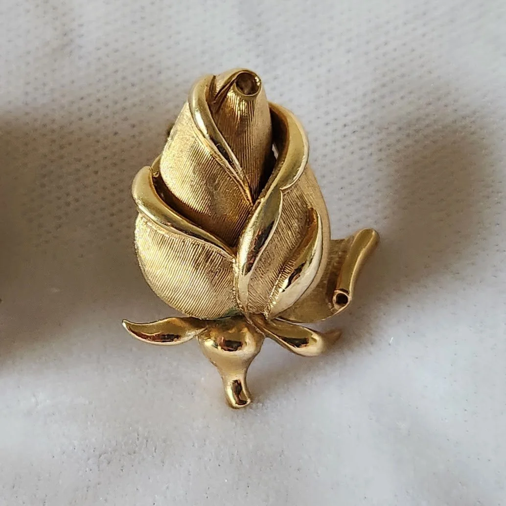 Trifari Rose Earrings 3.jpg
