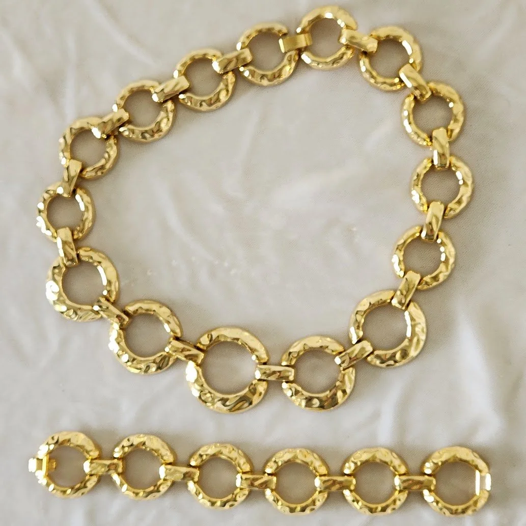 Hammered Gold Necklace Bracelet Set 1.jpg