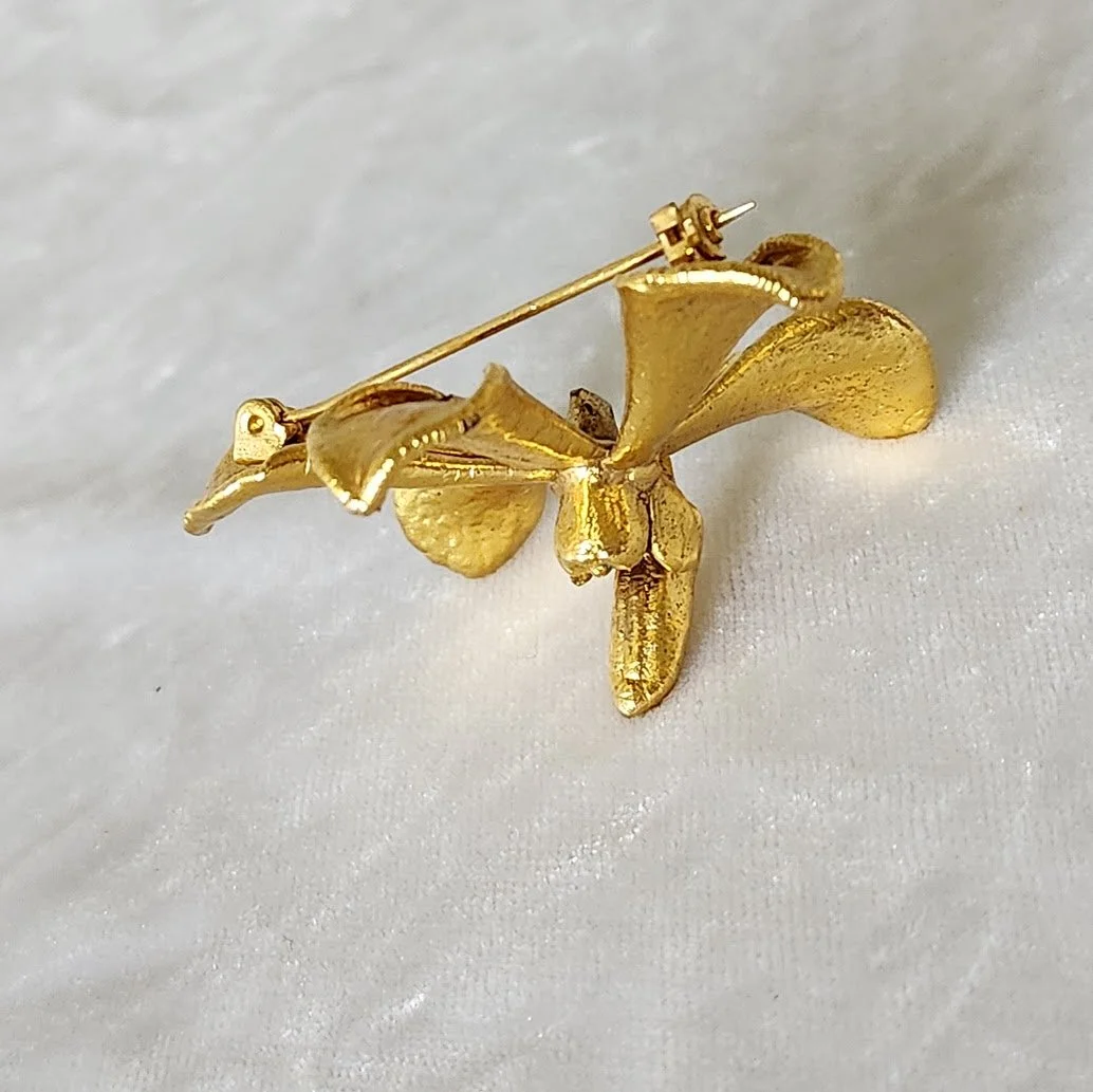 Risis Orchid Brooch 12.jpg