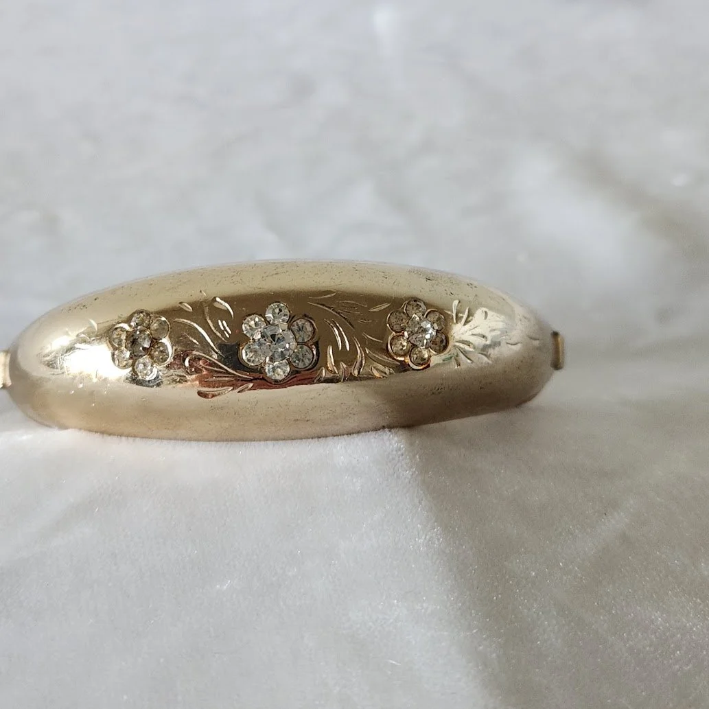 Coro Hinged Cuff w Rhinestones 10.jpg
