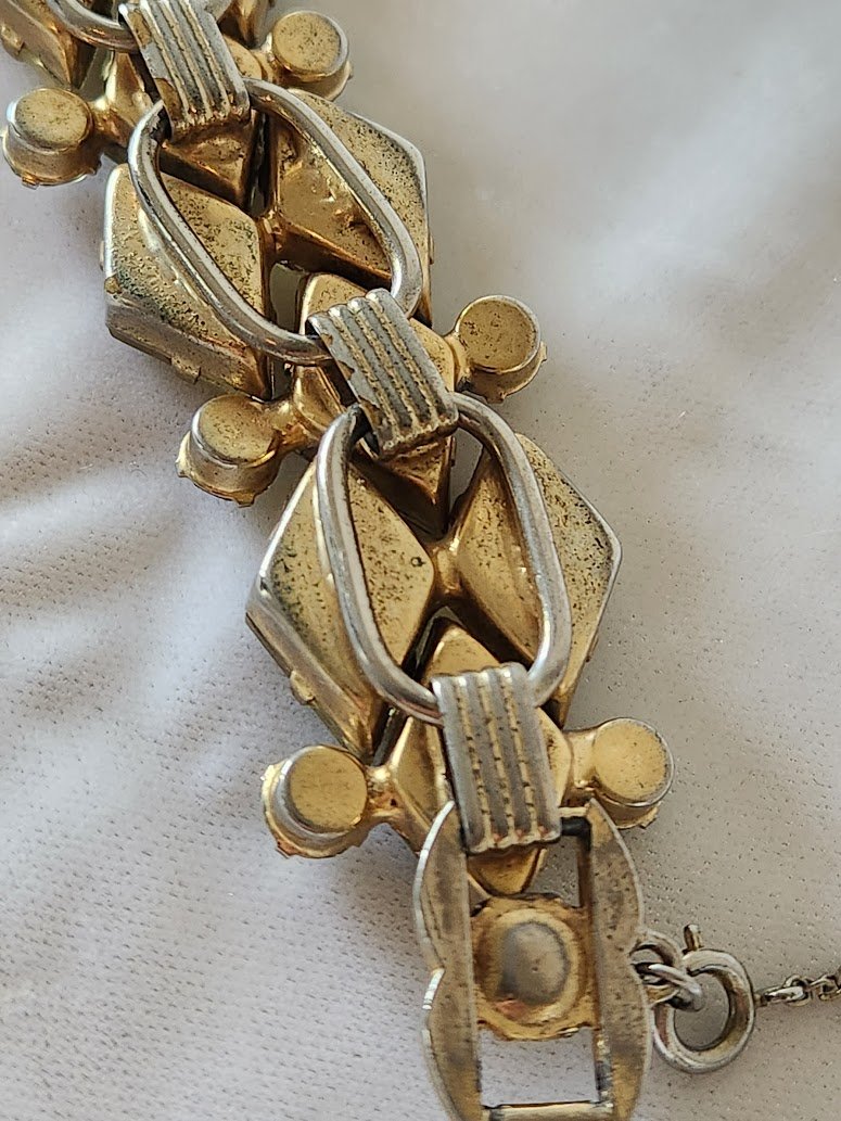 D&E Jonquil Frosted Yellow RS Bracelet 9.jpg