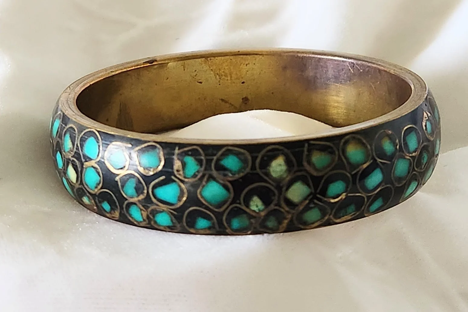 Turquoise Chip Brass Bangle 3.jpg