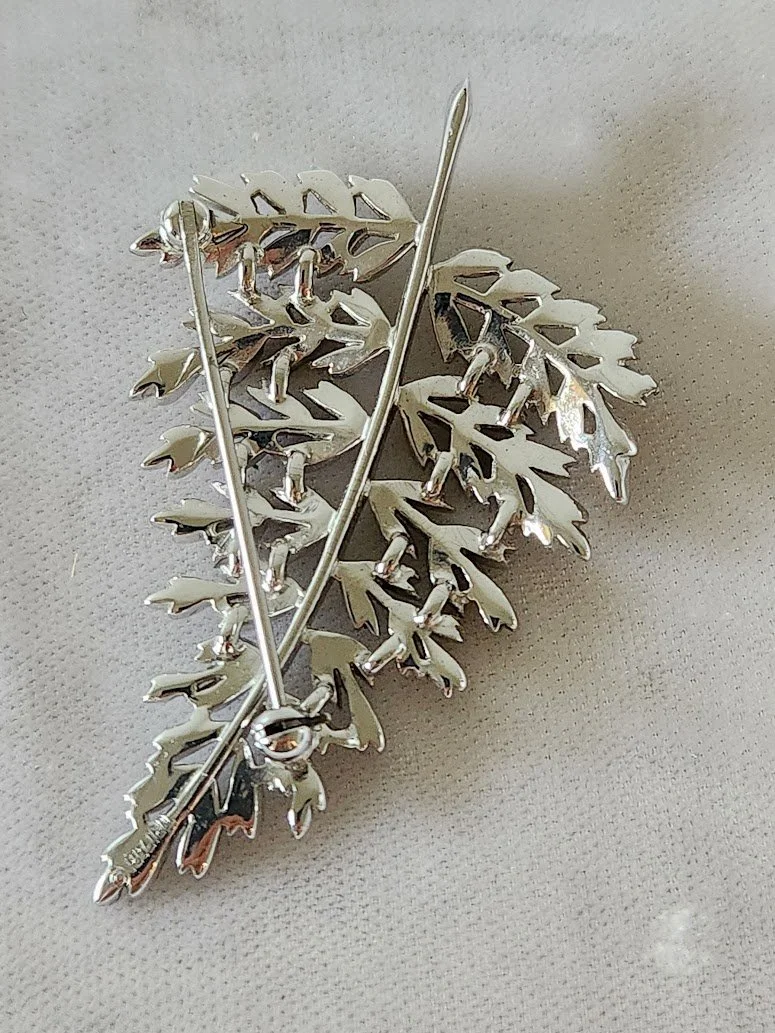 Trifari Silver Fern Brooch 13.jpg