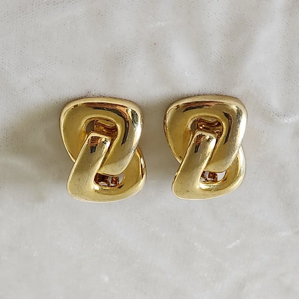 Interlocking D Shape Earrings 1.jpg