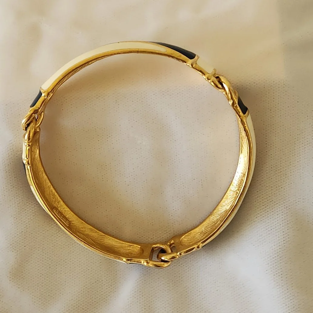 Monet Enamel Links Bangle Bracelet 5.jpg