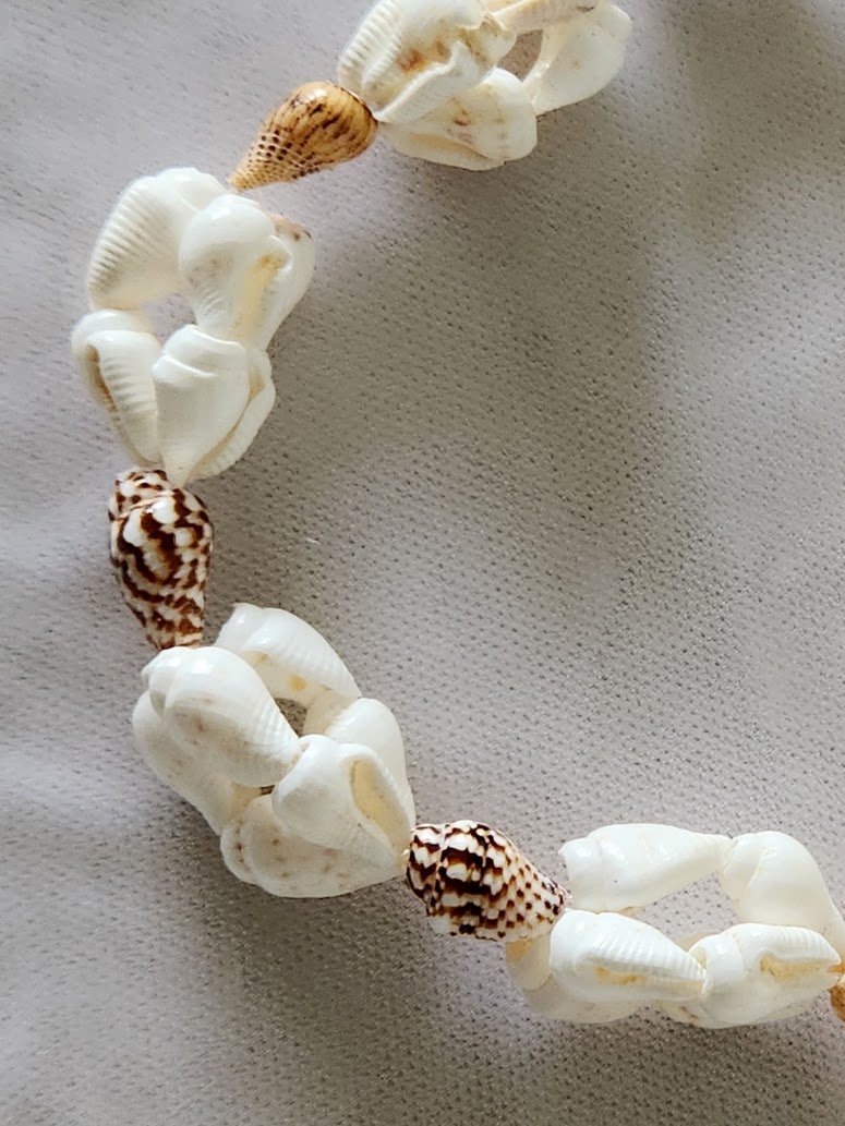 Braided Shell Necklace 12.jpg