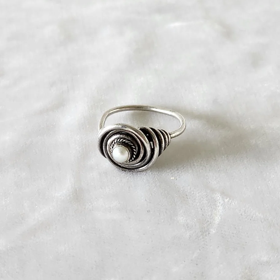 Wrapped Pearl Ring 12.jpg