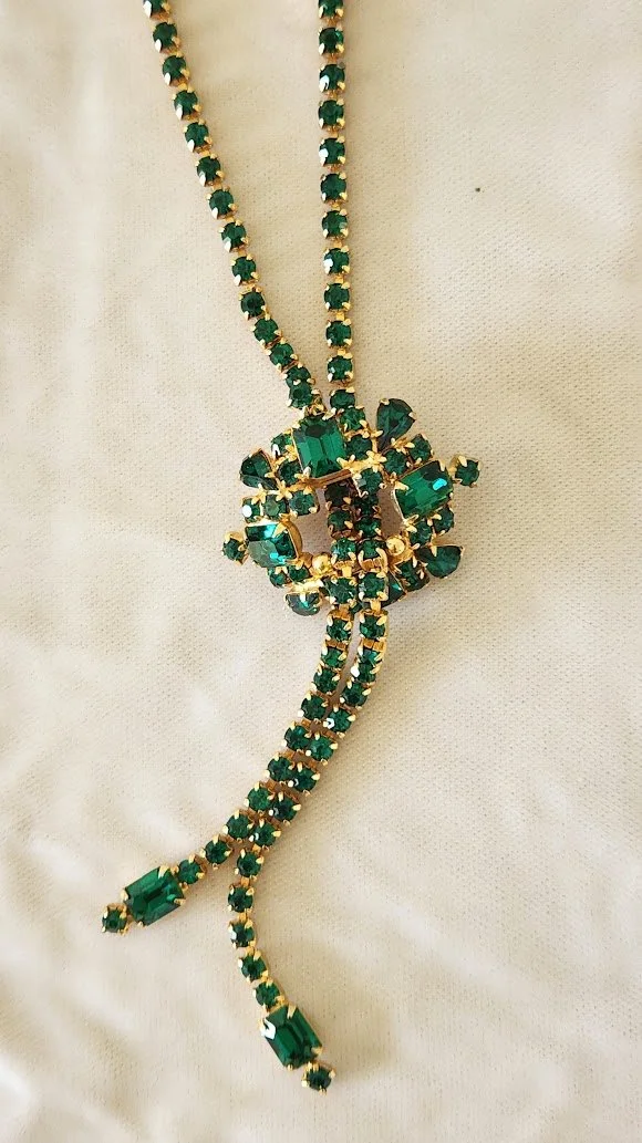 Green RS Bolo Style Necklace 2.jpg