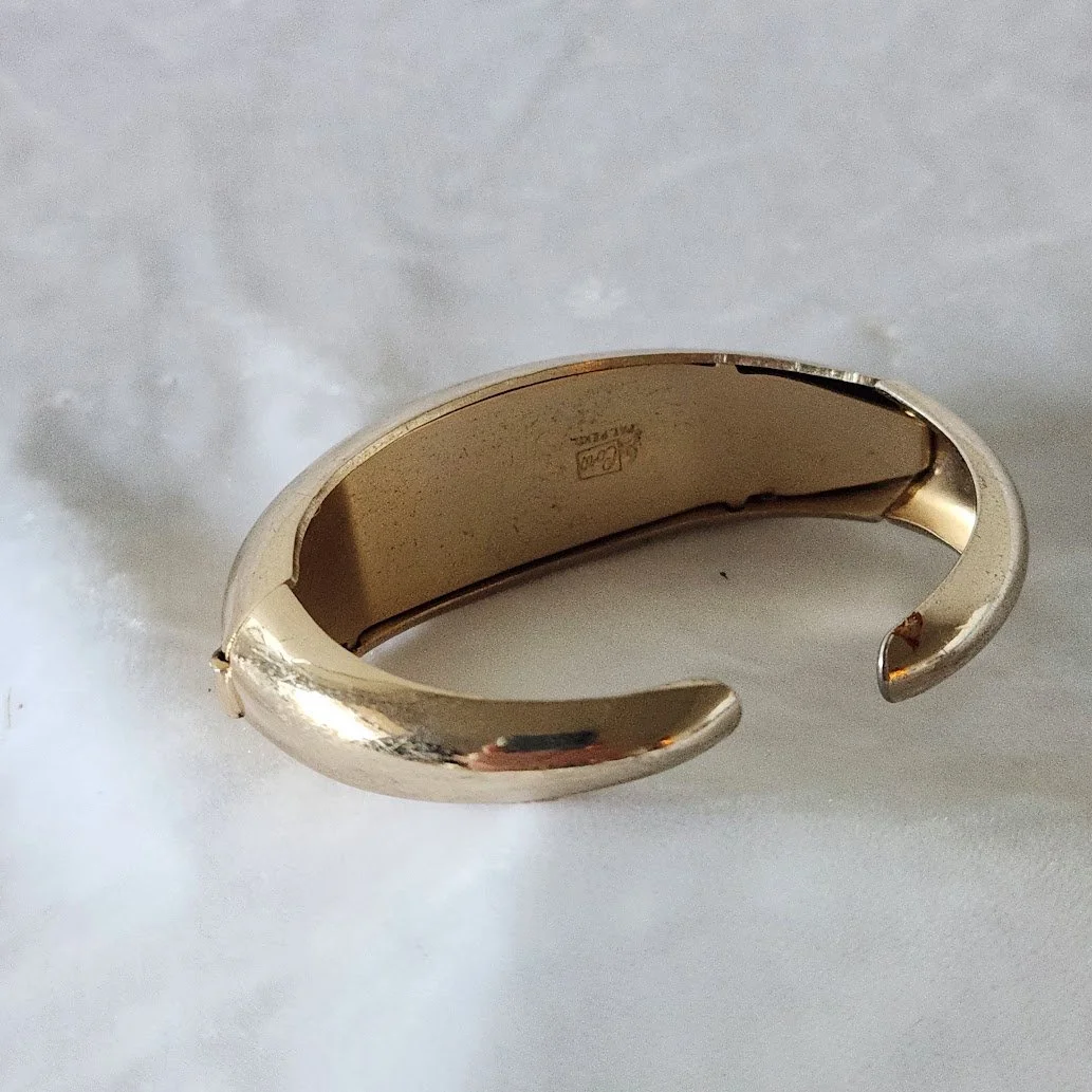 Coro Hinged Cuff w Rhinestones 6.jpg