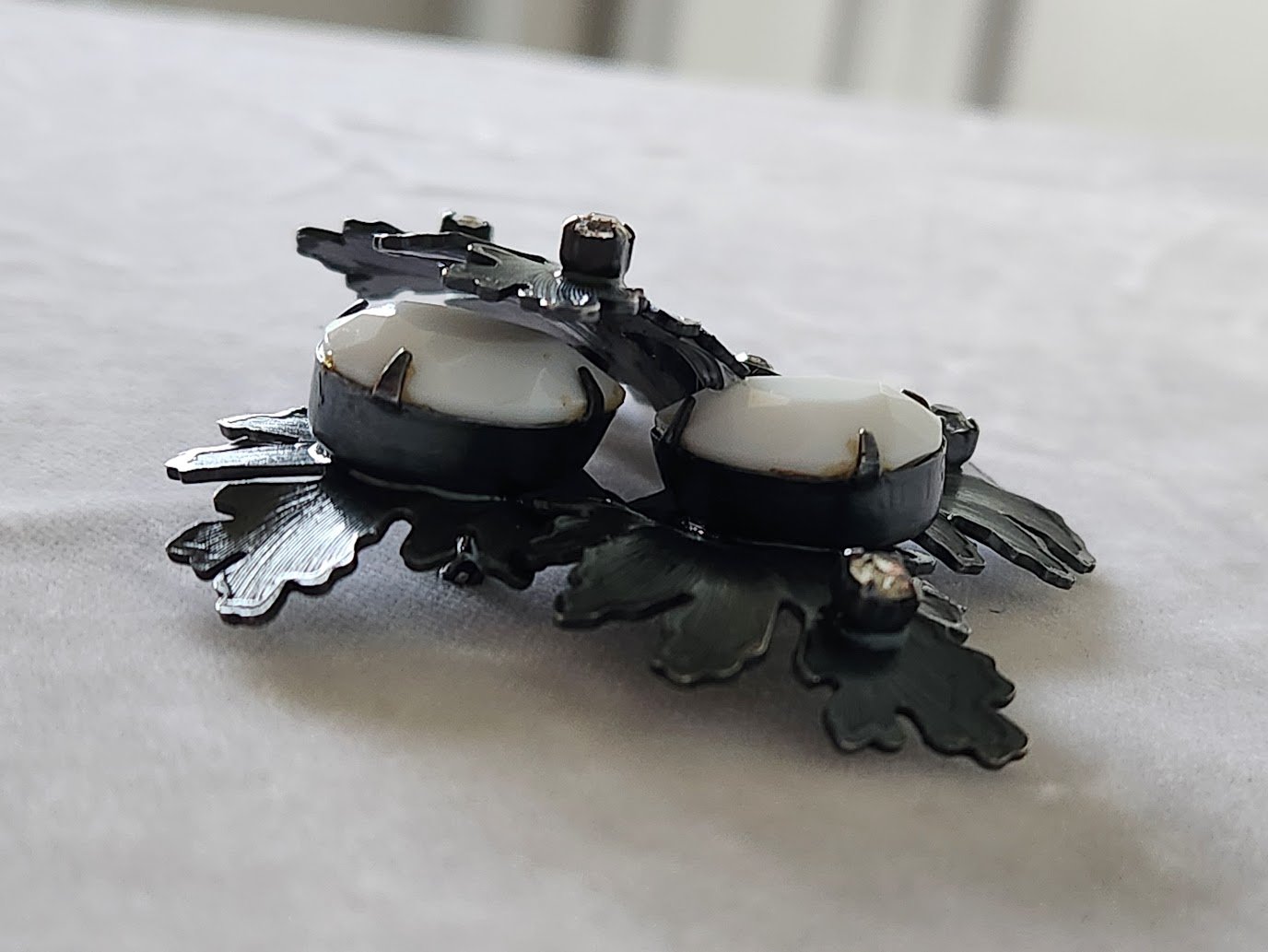 Hattie Carnegie Black Leaf Brooch 3.jpg