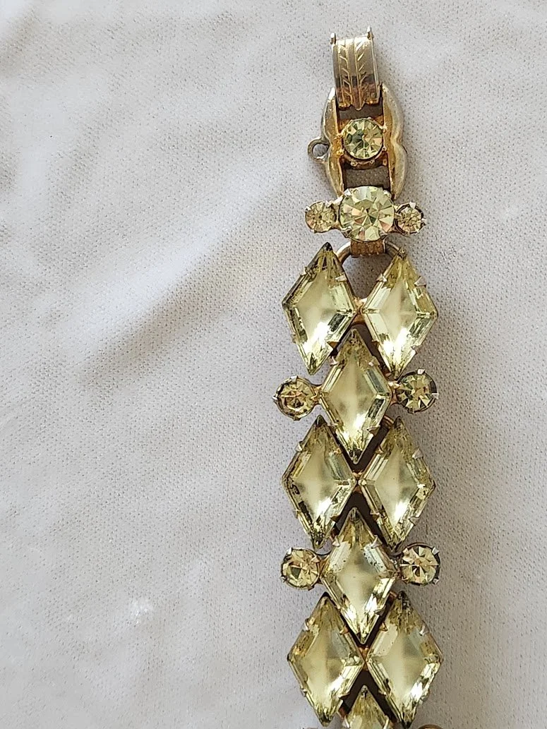D&E Jonquil Frosted Yellow RS Bracelet 3.jpg