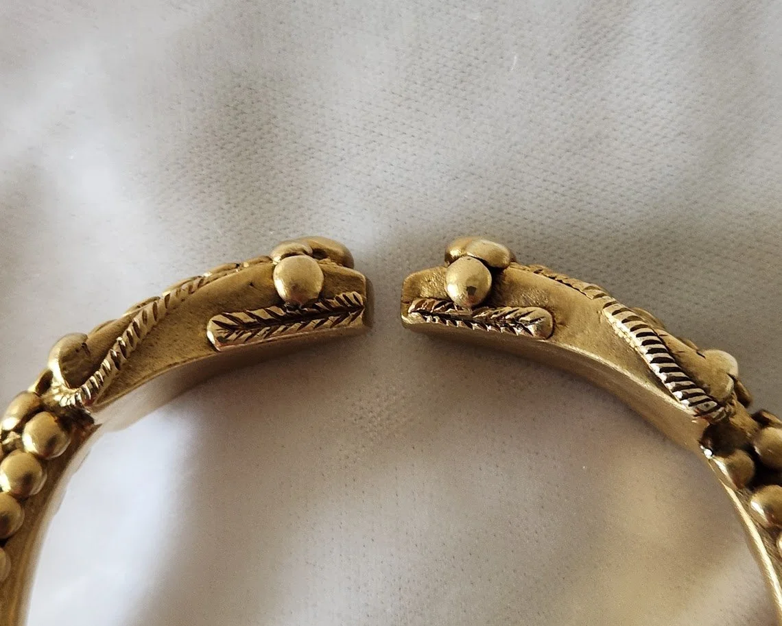 MMA Thracian Snake Bracelet 8.jpg