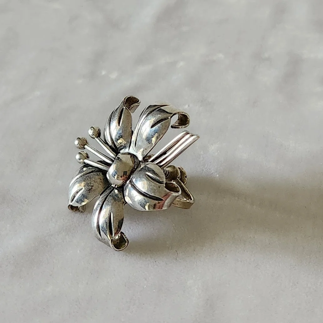 Mexican Silver Flower Earrings 9.jpg